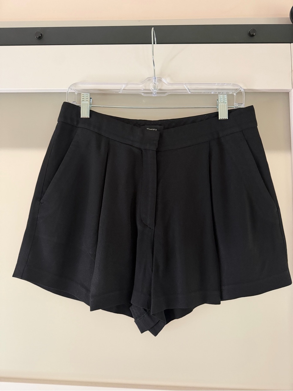 Theory - Black High-Waist Pleated Shorts - 4